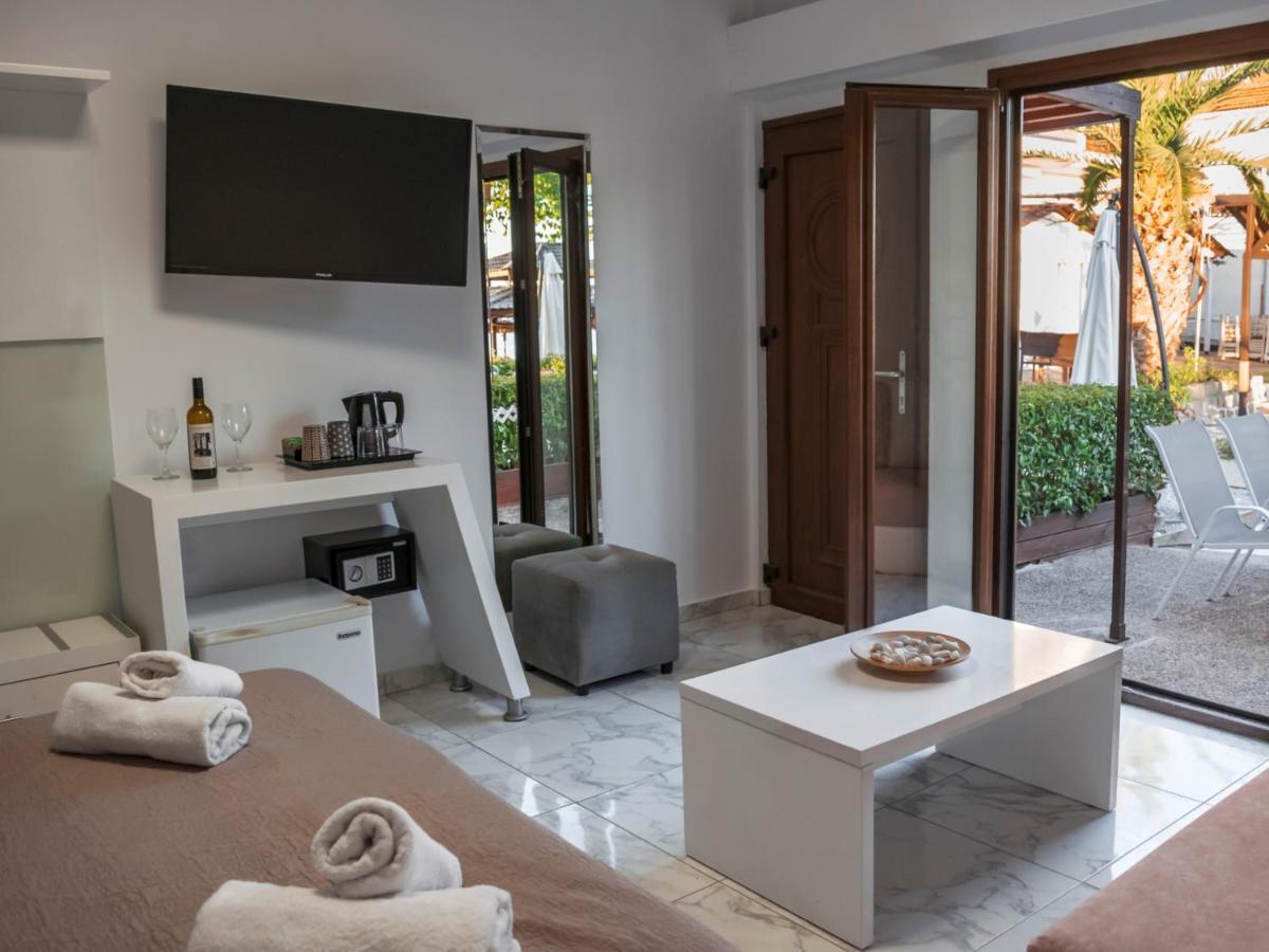 Beach Hotel Kapahi Πευκάρι Εξωτερικό φωτογραφία