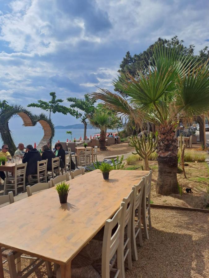 Beach Hotel Kapahi Πευκάρι Εξωτερικό φωτογραφία