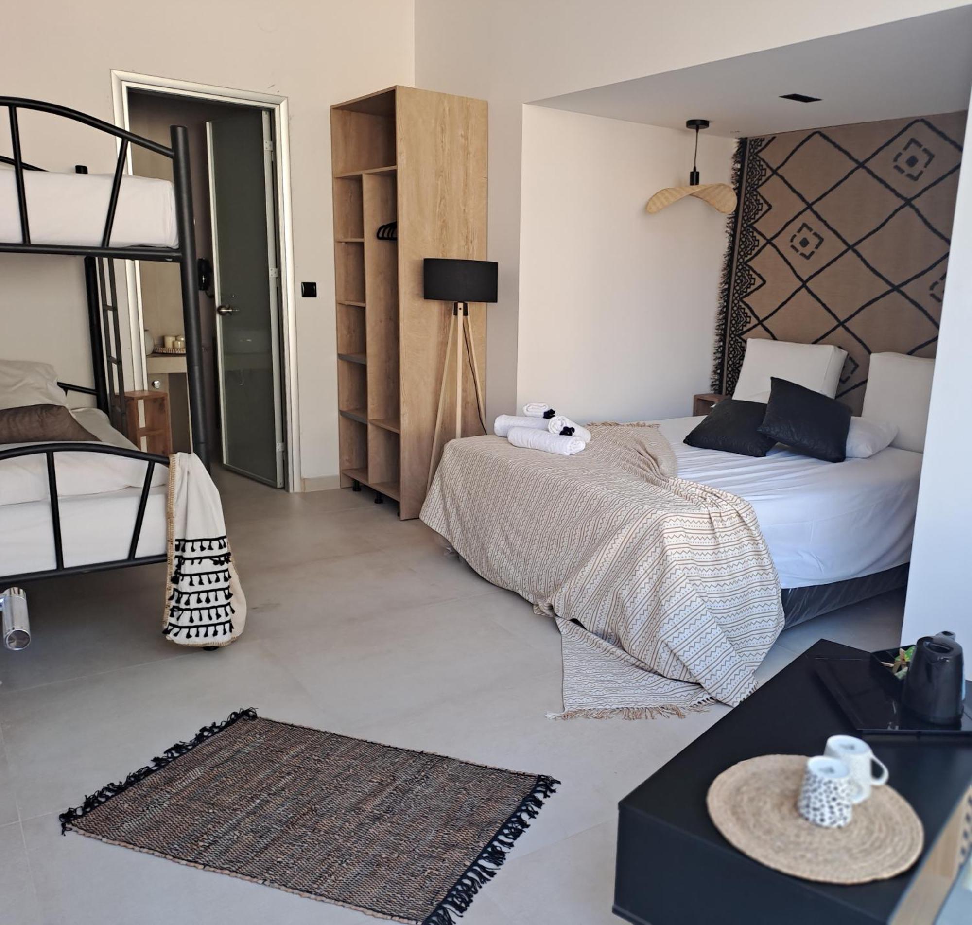 Beach Hotel Kapahi Πευκάρι Δωμάτιο φωτογραφία